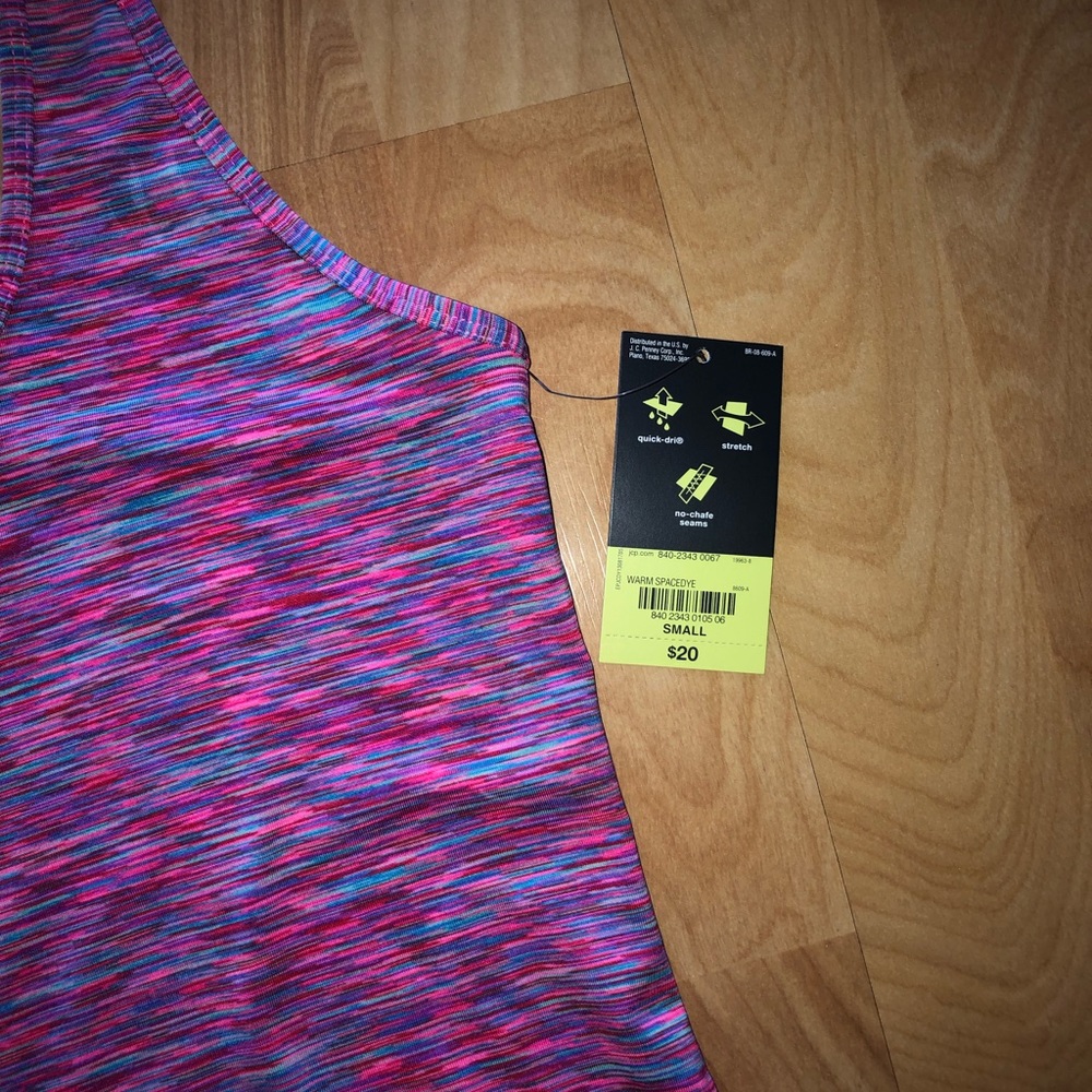 Workout Tank - Picture 3 of 4